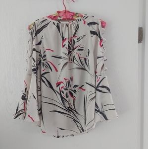 Floral cut out sleeve Blouse Size XS